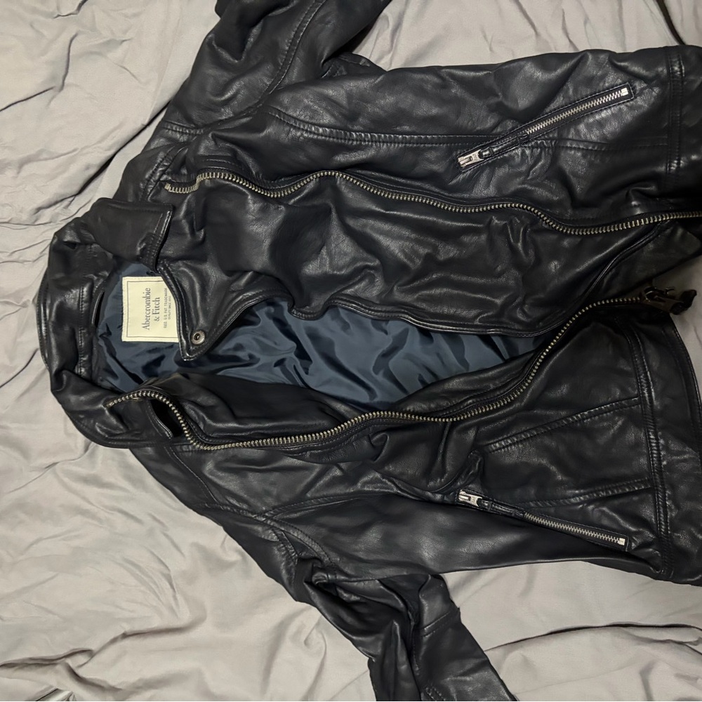 Abercrombie & Fitch Black Leather Bomber Jacket